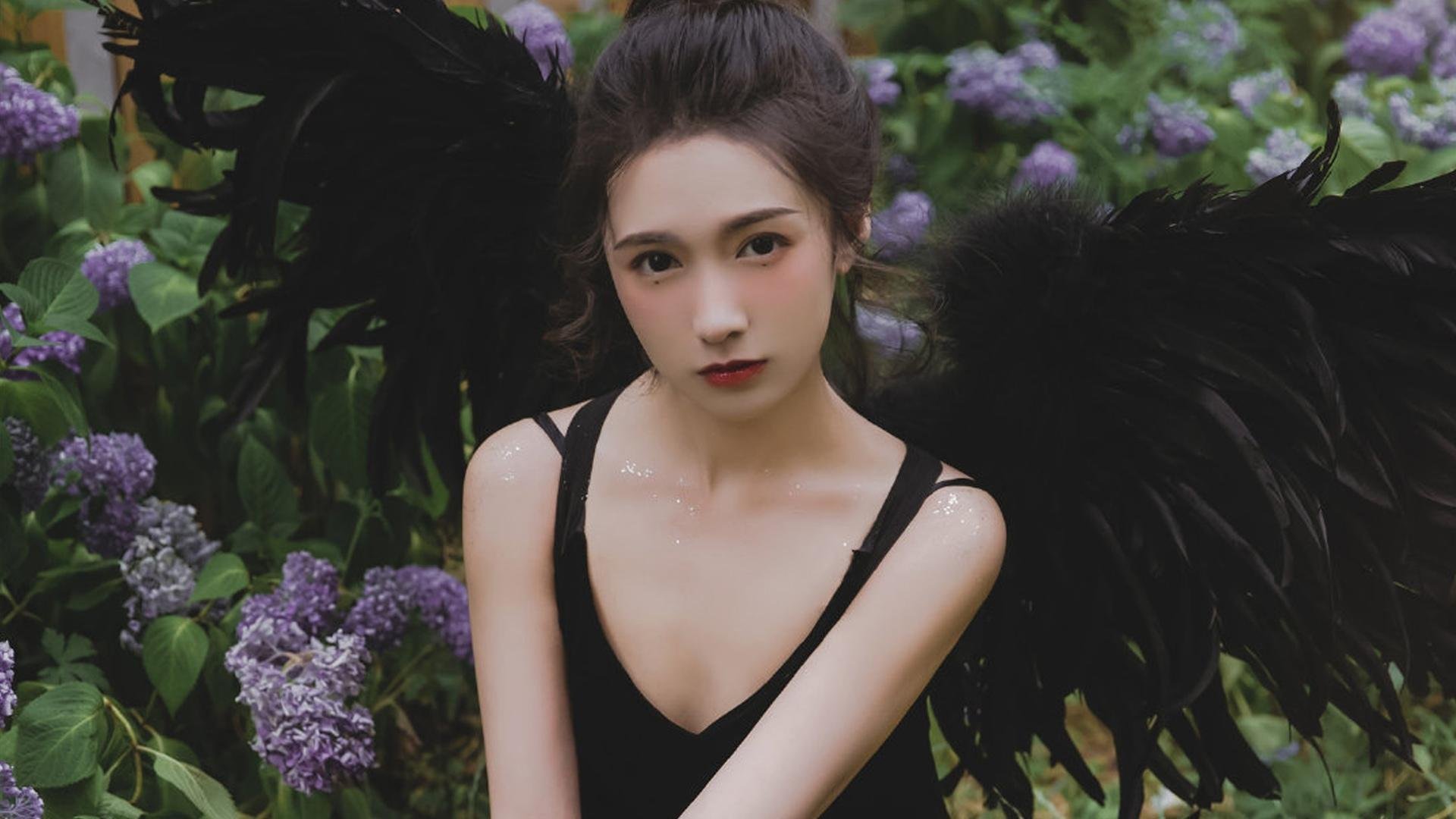 “校园足球联盟成立,共同推动青少年足球发展”,校园足球联赛好处