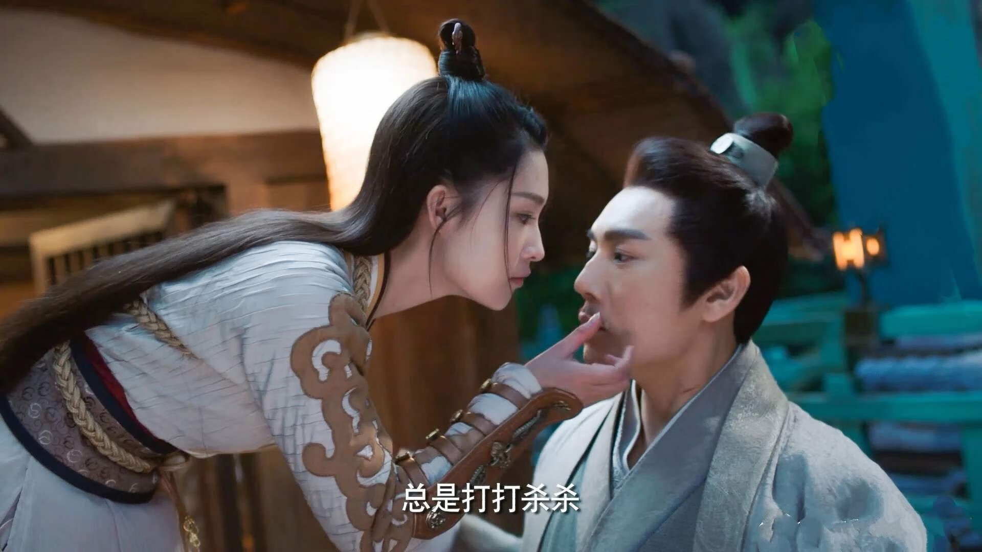 九游下载中心-_赛场边缘：运动员的趣味小插曲_，赛场上运动员之歌