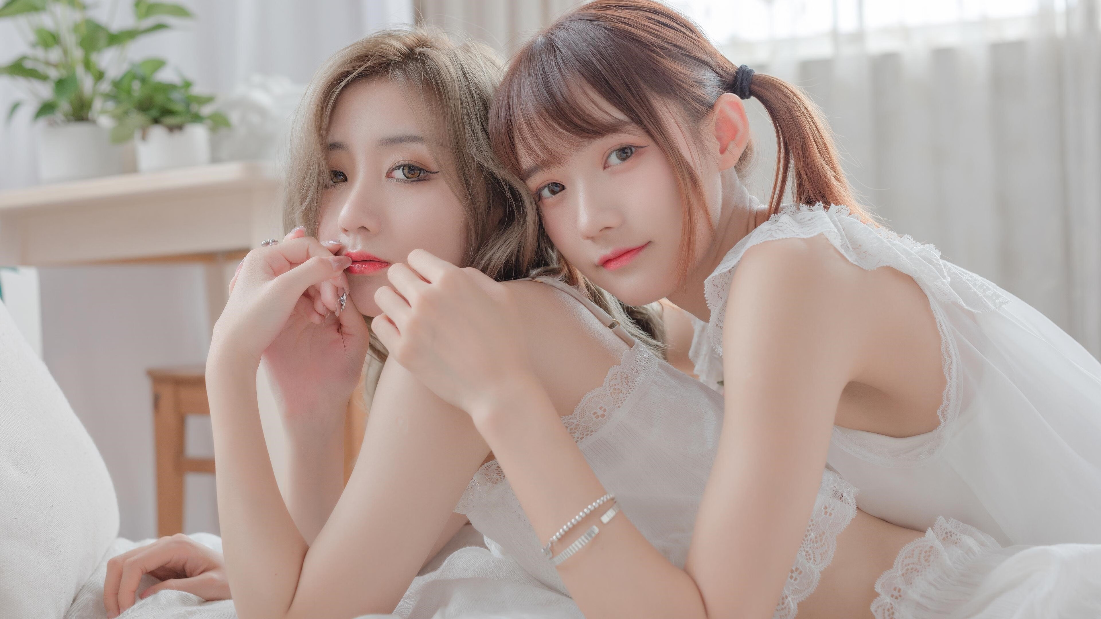 “英超大戏持续,争冠队伍步步为营”,英超球队能争取哪些冠军